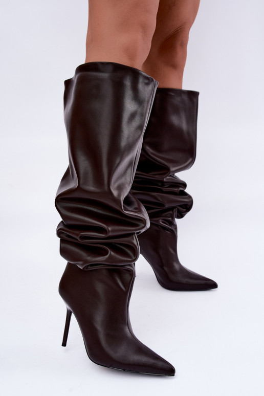 Damenstiefel bis zum Knie mit dünnen Absätzen über dem Knie in Schokoladenfarbe Aderelle