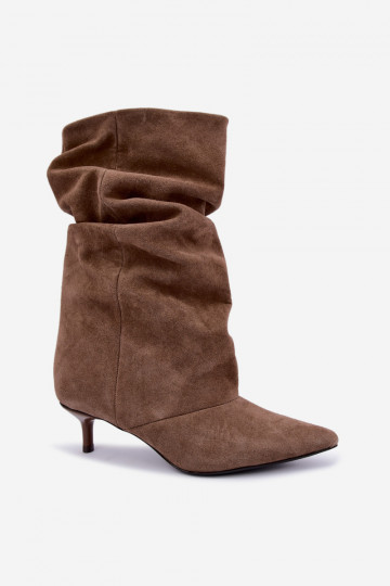 Schlüpfschuh-Stiefeletten mit Absatz aus Kunstveloursleder in Khaki-Farbe Cindrelle