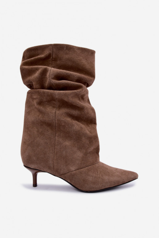 Schlüpfschuh-Stiefeletten mit Absatz aus Kunstveloursleder in Khaki-Farbe Cindrelle