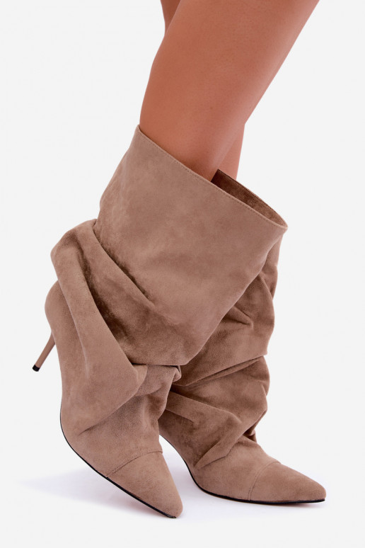 geknitterte warme Schlüpfschuh-Stiefeletten mit dünnen Absätzen in sandfarbener Farbe Greselle