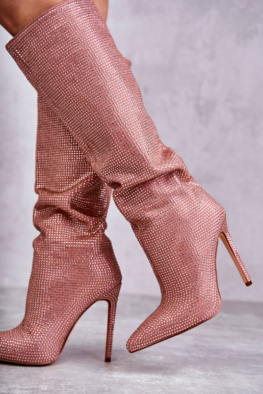 Rosa High Heels Stiefel mit glänzenden Ösen Lovisa