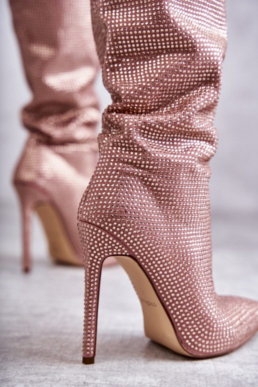Rosa High Heels Stiefel mit glänzenden Ösen Lovisa