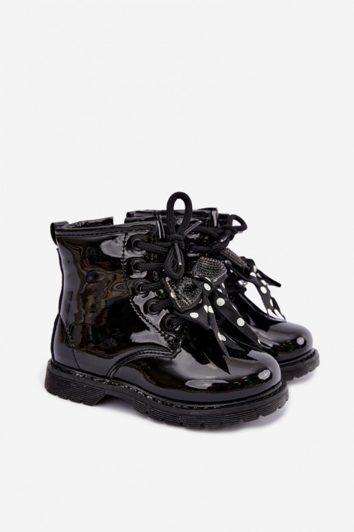 Gefütterte Kinder-Stiefeletten mit Lackeffekt, mit Bändern, schwarz Corselle