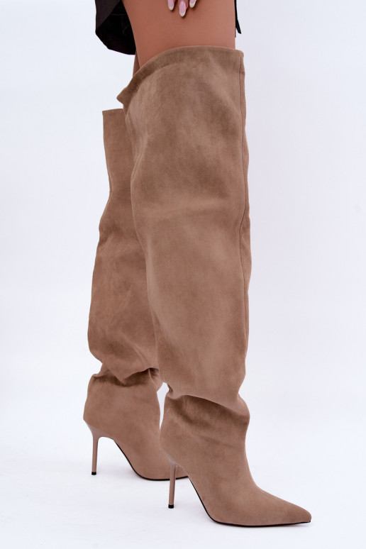 Damen kniehohe Stiefel mit schmalen Absätzen in Sandfarbe Aderelle