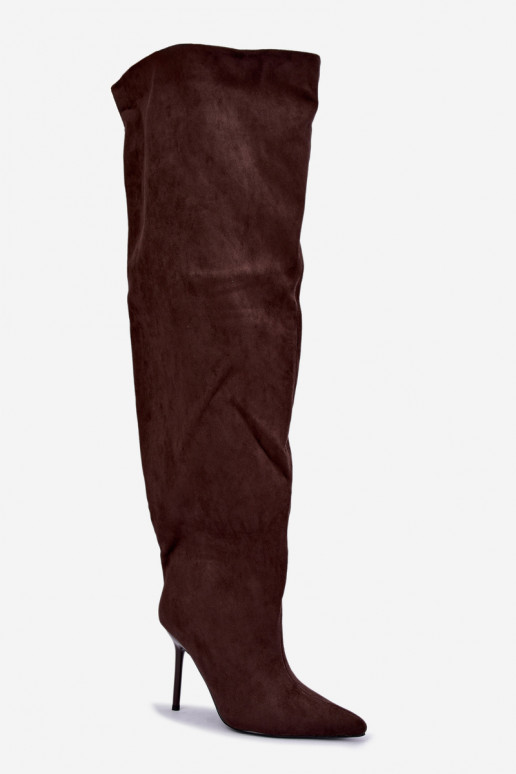 Damenstiefel mit dünnen Absätzen oberhalb des Knies braune Farbe Aderelle