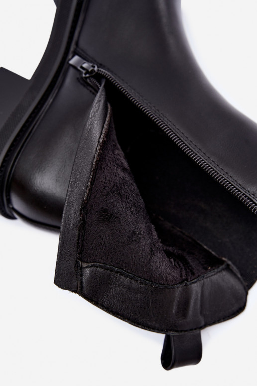 Wärmende stilvolle Stiefeletten mit Ornamenten in Schwarz Janira