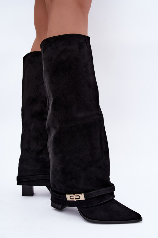 Wärmende kniehohe Stiefel mit eingenähter Schaft und Absatz in Schwarz Jorella