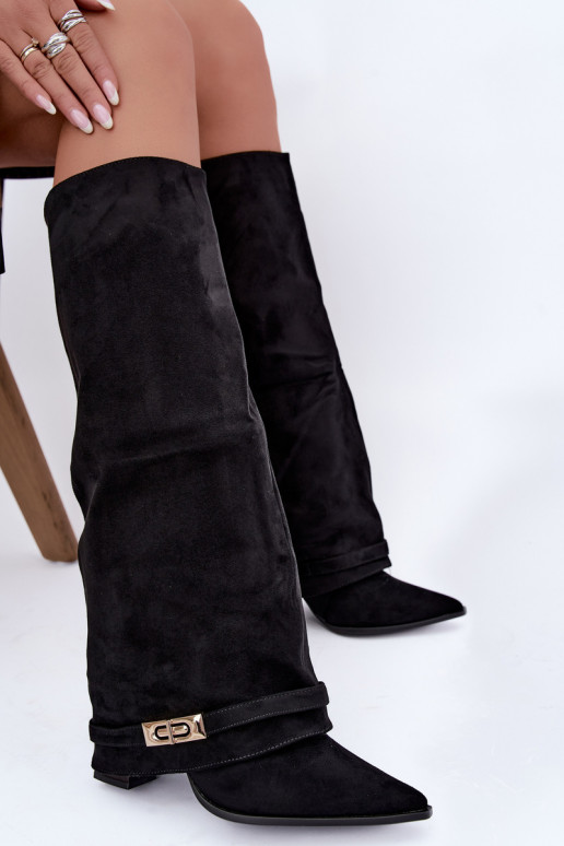 Wärmende kniehohe Stiefel mit eingenähter Schaft und Absatz in Schwarz Jorella
