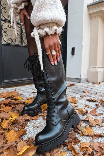 Wärmende Damen Stiefel mit Plattform und Schnürsenkeln in Schwarz Kasmina 2