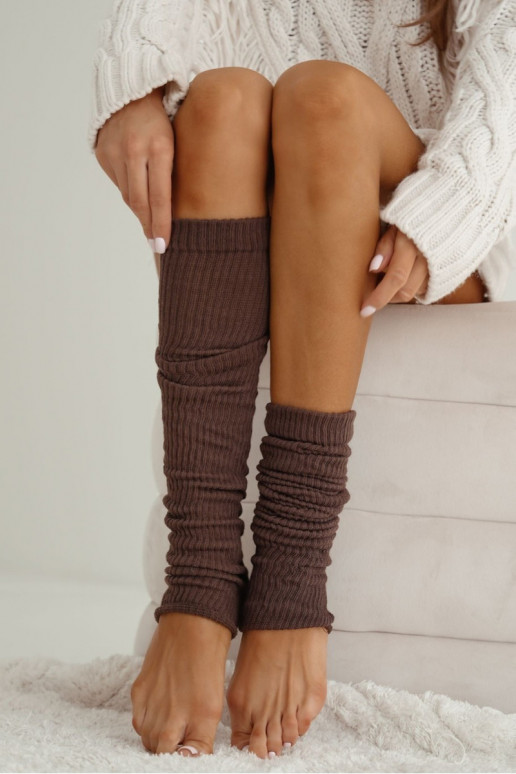 Wärmende Baumwollsocken mit Muster in Braun