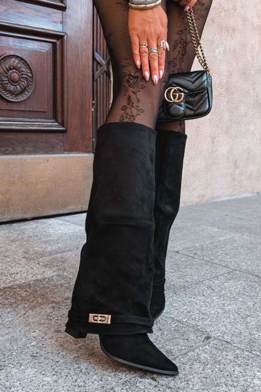 Wärmende kniehohe Stiefel mit eingenähter Schaft und Absatz in Schwarz Jorella