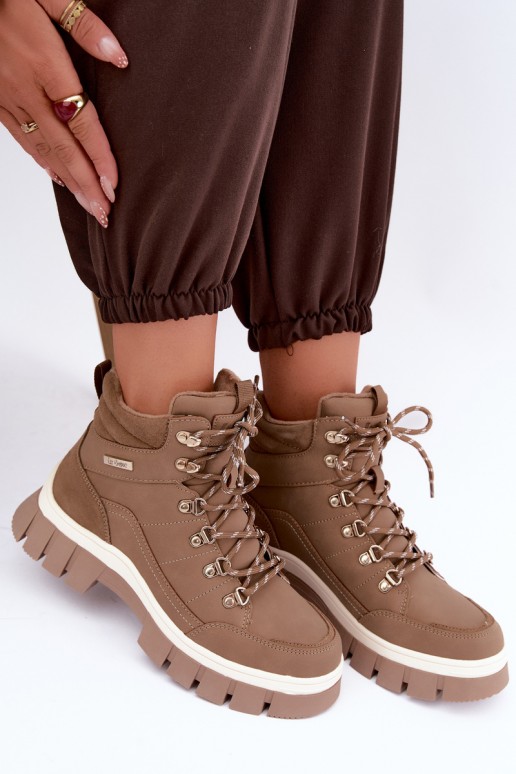 gefütterte Damenschuhe Lee Cooper LCJ-26-31-4582 in sandfarben