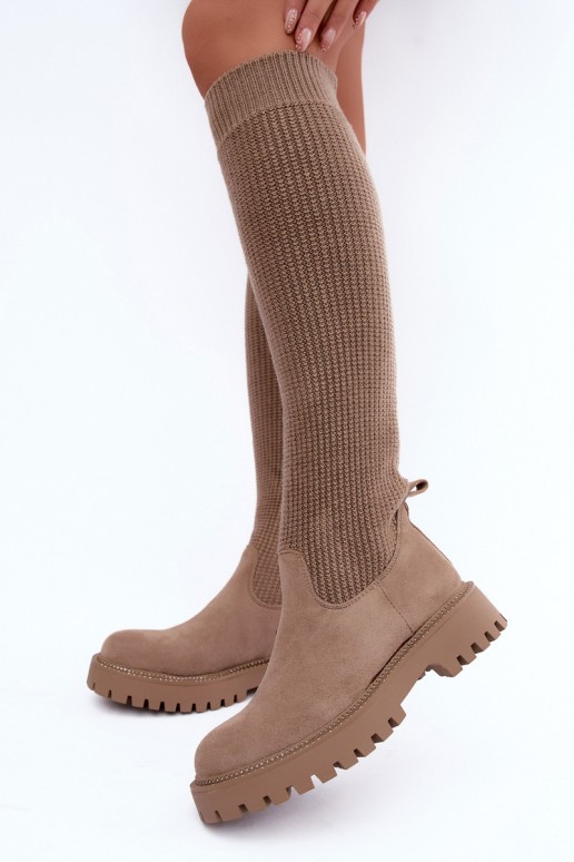 hohe Stiefel mit Socken-Schaft in sandfarbener Ausführung Sarielle