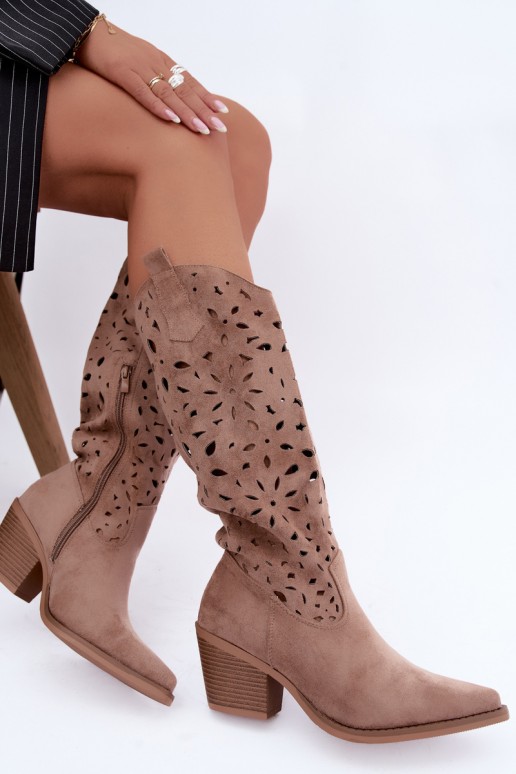 Ausschnitt kniehohe Cowboy-Stiefel mit Absatz in Sand Salirae