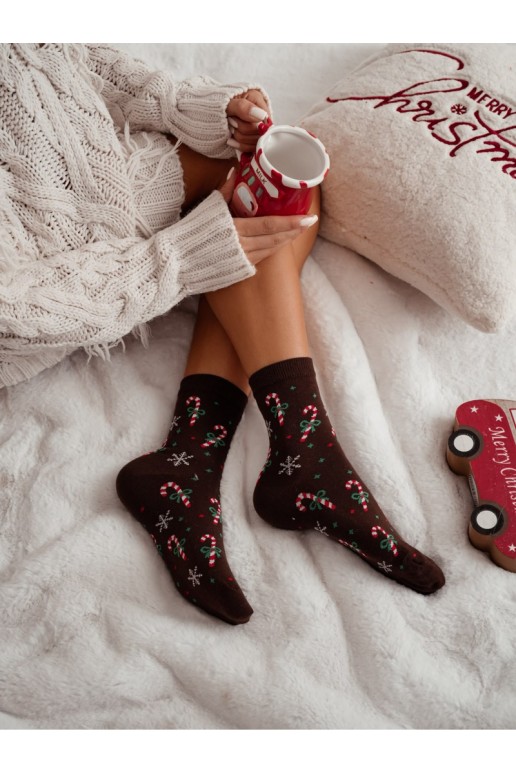 Schokoladenbraune Damensocken mit Zuckerstangen und Schneeflocken