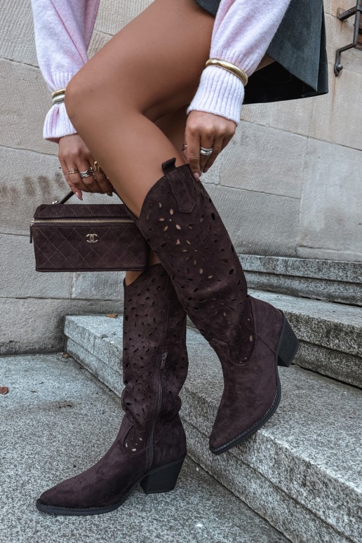 Ausschnitt kniehohe Cowboy-Stiefel mit Absatz in Braun Salirae