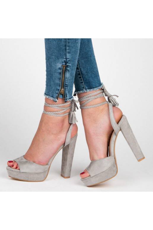Graue High Heels VICES mit bohemian Details 1233-5G