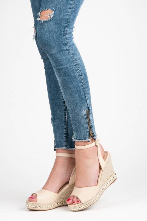 Beigefarbene Plateausandalen VICES mit Nieten 2084-14BE  - 2