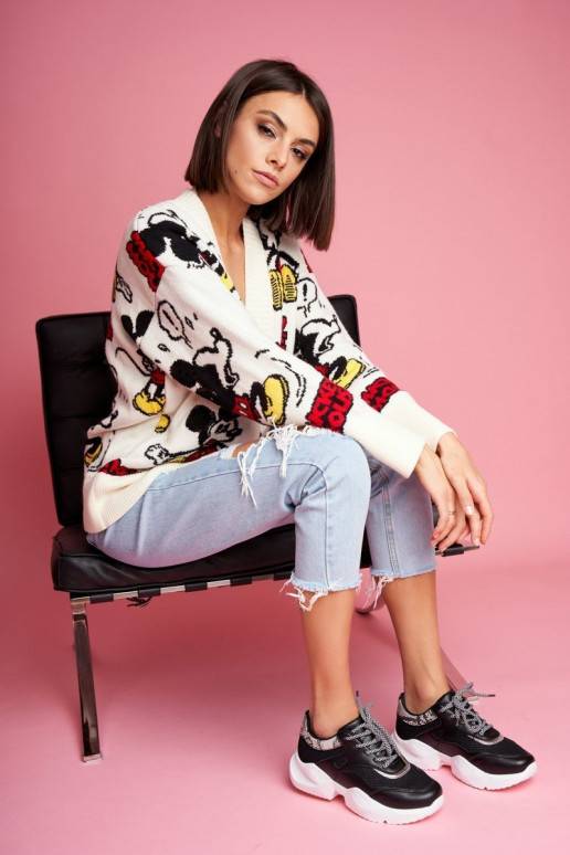 Sportlicher Schuh mit... Sportlicher Schuh mit...