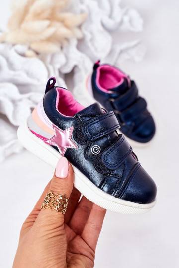 Kinderschuhe im Sportstil... 2