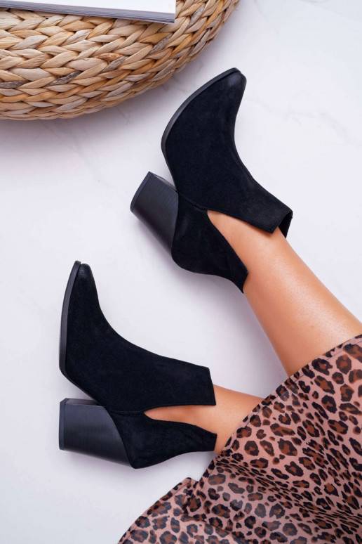 Damenstiefel mit Absatz aus...