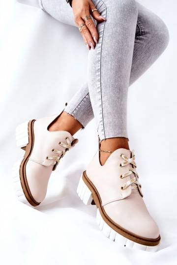 Stiefel Cut Out mit...