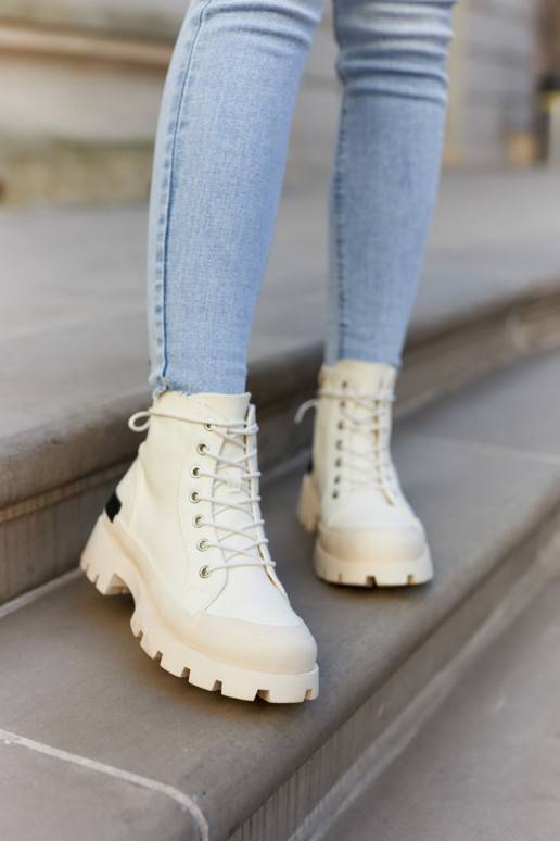 Damen-Stiefeletten in Elfenbeinfarbe...