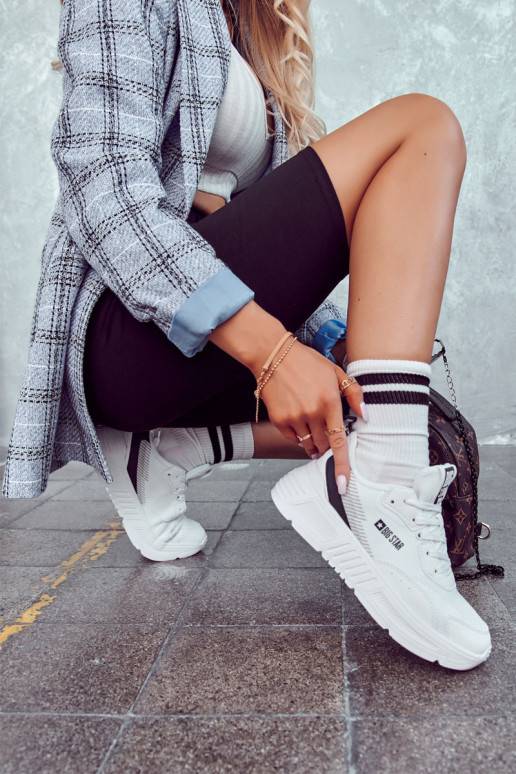 Modische Sneakers Modell Schuhe Big...