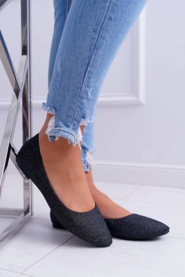 Glänzende Ballerinas in schwarzem Tiffy 2