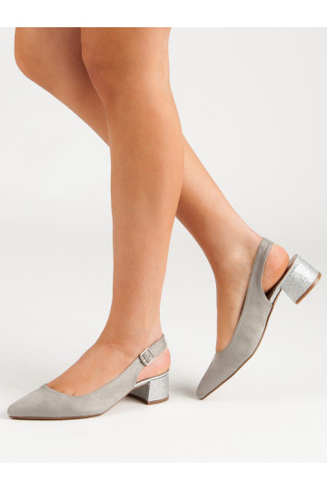 Schuhe mit glänzendem Absatz YL381G