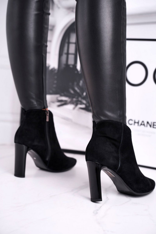 Stiefel mit Absatz Laura Messi schwarz Stiefel mit Absatz Laura Messi schwarz