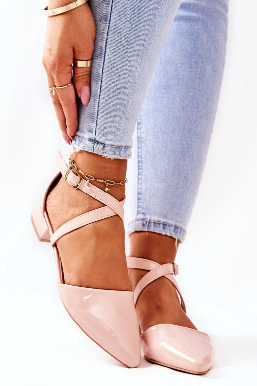Schuhe mit Lackeffekt Schuhe mit Lackeffekt