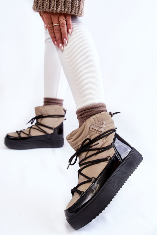 Sandschwarze Schneestiefel mit... Sandschwarze Schneestiefel mit...