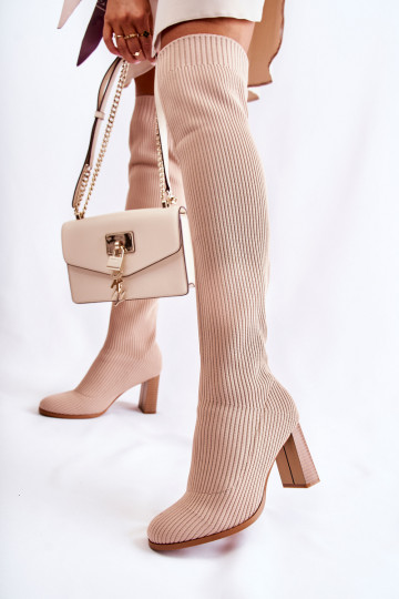 Klassisches Modell von langen Schuhen mit Absatz in der Farbe Beige von Laossi 2