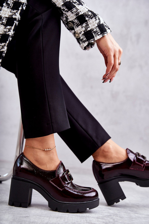 Elegante Schuhe mit Absätzen von Harmell