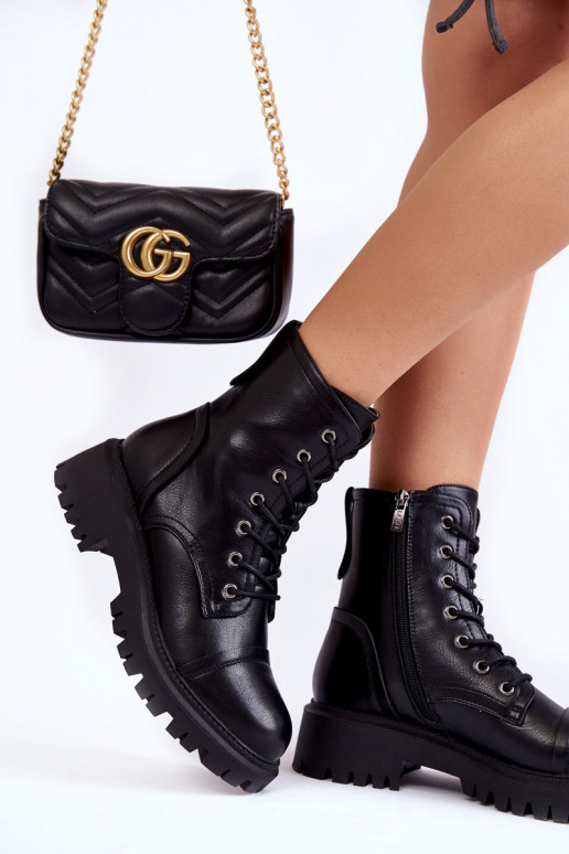 Warme schwarze Damenstiefel Warme schwarze Damenstiefel