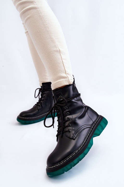 Schwarze Kirschstiefel Trinah mit grüner Sohle