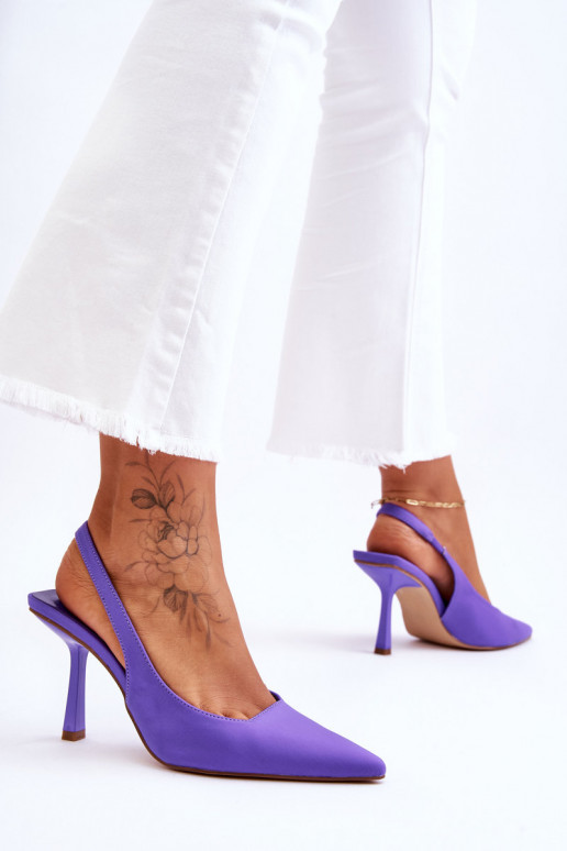 Spitze High Heels von Whitley in Lila Spitze High Heels von Whitley in Lila