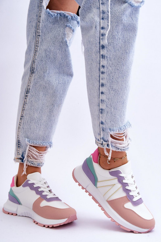 Sportschuhe in verschiedenen Farben... Sportschuhe in verschiedenen Farben...