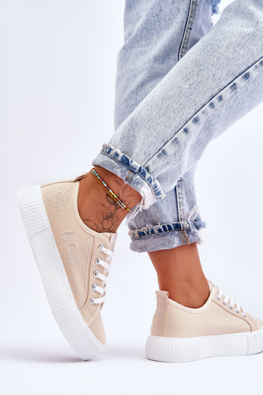 Bequeme Freizeitschuhe mit Plateau...