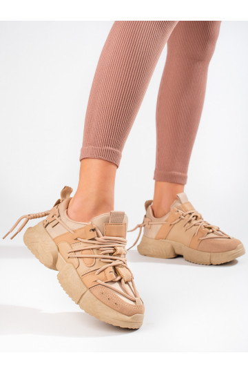 Beige Freizeitschuhe...