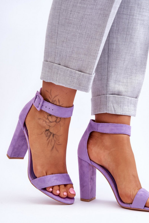 Lila Jacqueline-Wildleder-High-Heels