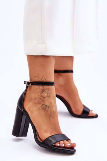 Schwarze Damensandalen mit... 2