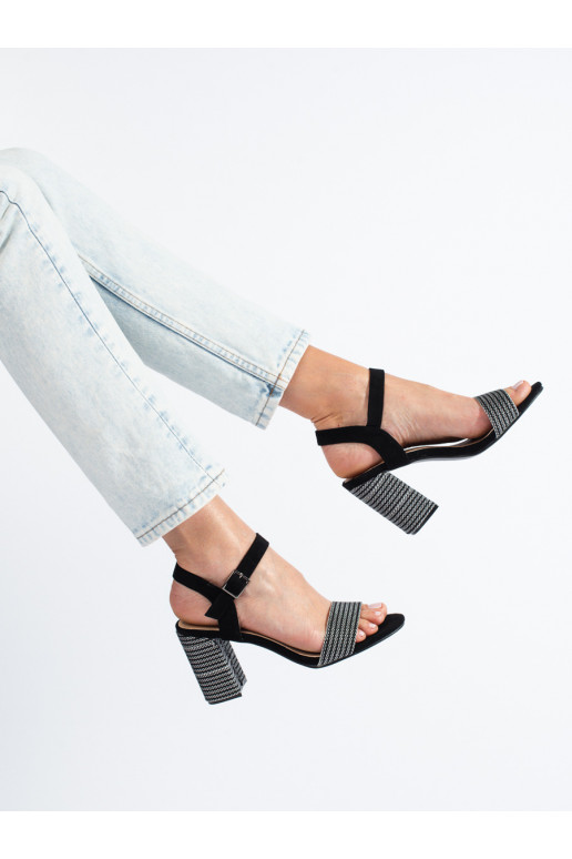 Schwarze Schuhe von Shelovet mit eleganten Absätzen