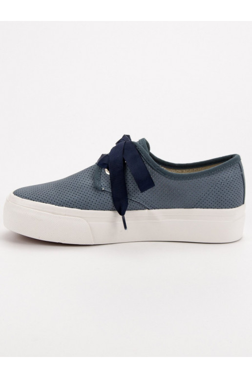 Freizeitschuhe mit Schnürsenkeln... Freizeitschuhe mit Schnürsenkeln...
