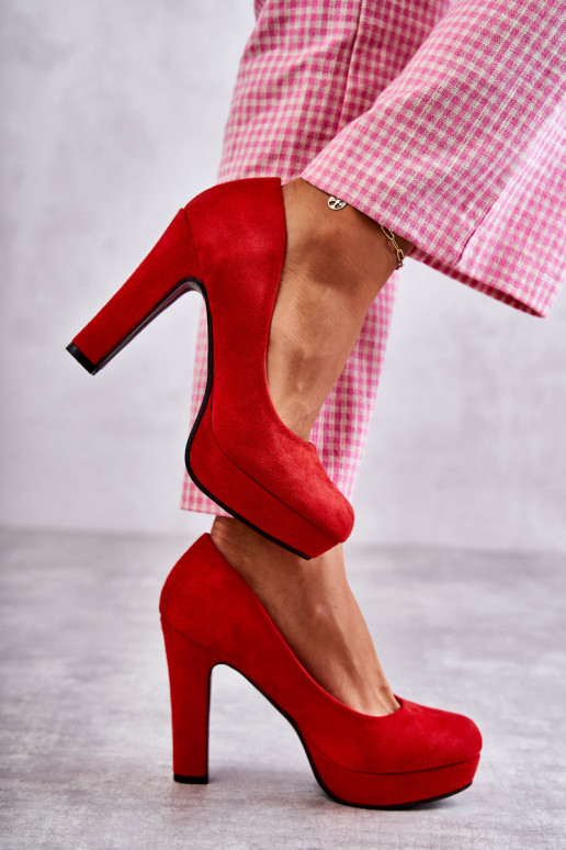 Klassisches Modell Wildlederschuhe... Klassisches Modell Wildlederschuhe...