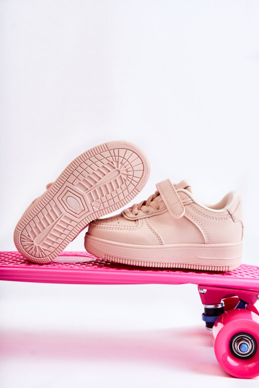 Kinder-Sportschuhe mit Klebeverschlüssen in der Farbe Rosa Elike