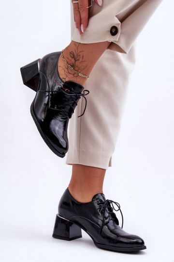 Lackierte Stiefeletten mit... 2