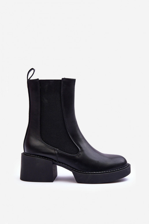 Stylische Stiefel mit breitem Absatz... Stylische Stiefel mit breitem Absatz...
