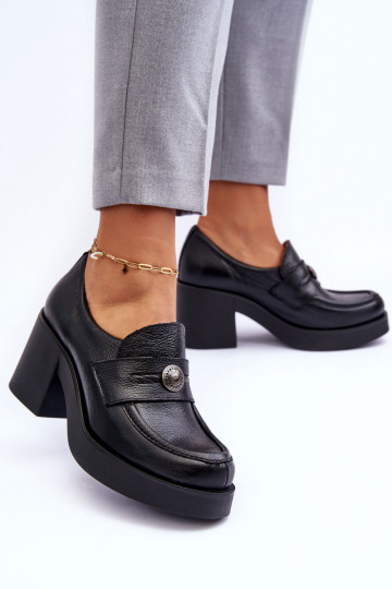 Schuhe mit Absatz in...